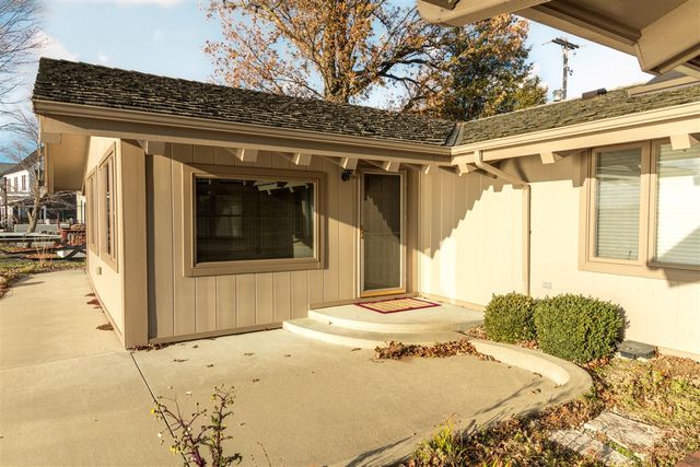 564 Lake Drive, Coldwater, MI 49036