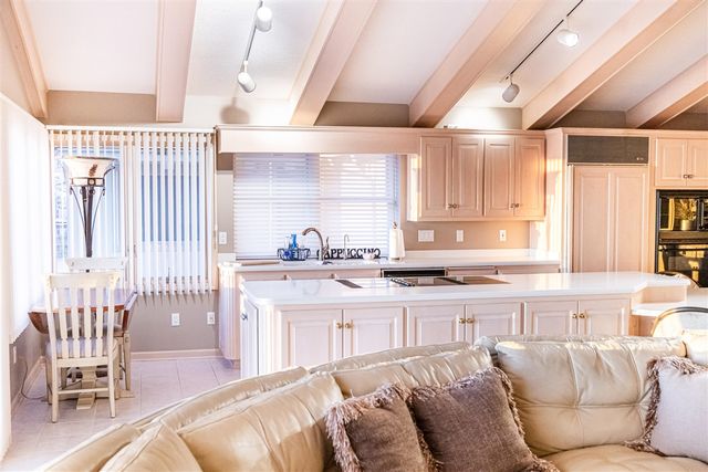 564 Lake Drive, Coldwater, MI 49036