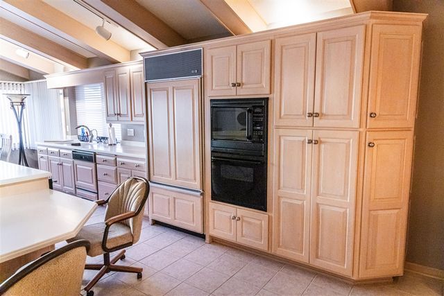 564 Lake Drive, Coldwater, MI 49036