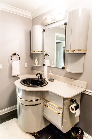 564 Lake Drive, Coldwater, MI 49036