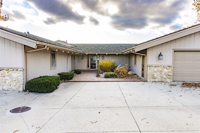 564 Lake Drive, Coldwater, MI 49036