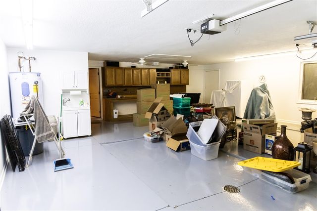 564 Lake Drive, Coldwater, MI 49036