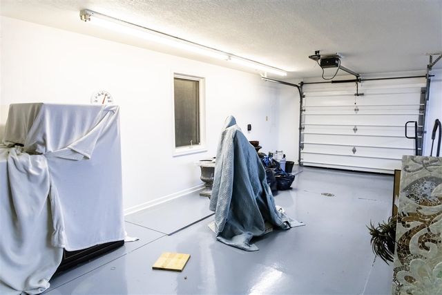 564 Lake Drive, Coldwater, MI 49036