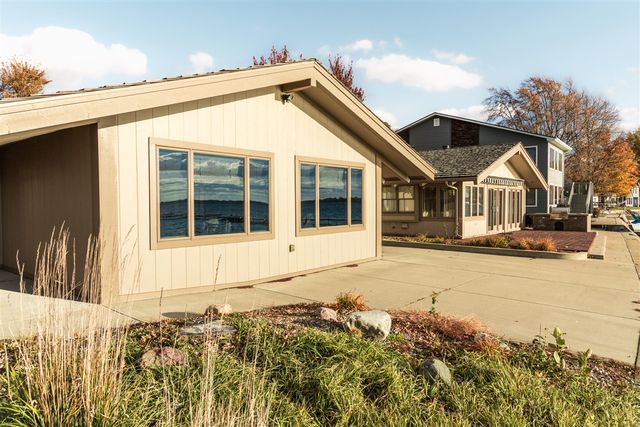 564 Lake Drive, Coldwater, MI 49036