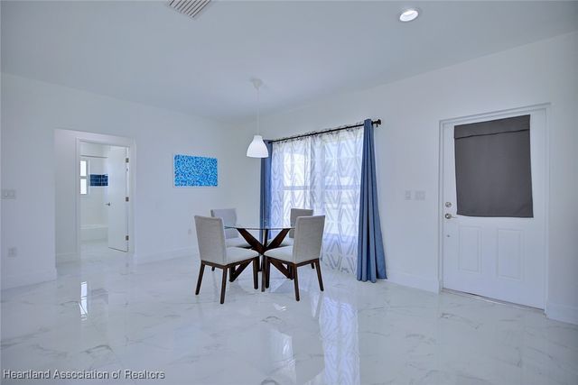 827 Renault Avenue, Sebring, FL 33872