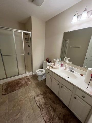 957 Governors Circle, Lancaster, OH 43130