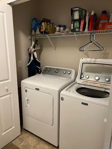 957 Governors Circle, Lancaster, OH 43130