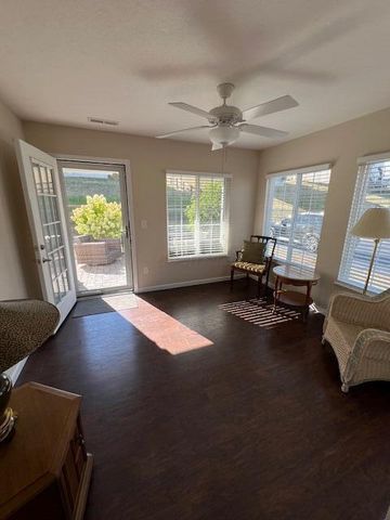 957 Governors Circle, Lancaster, OH 43130