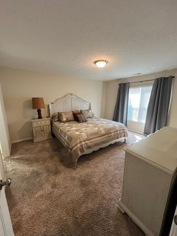 957 Governors Circle, Lancaster, OH 43130