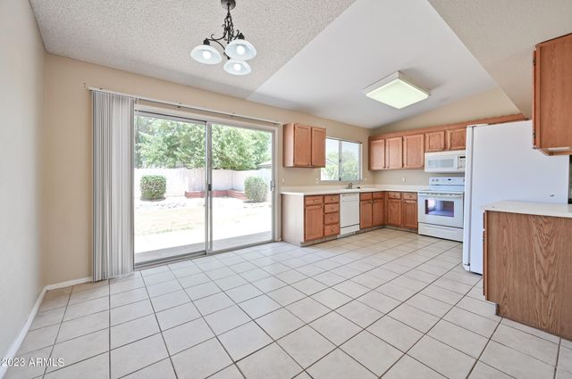 6830 E Paradise Lane, Scottsdale, AZ 85254