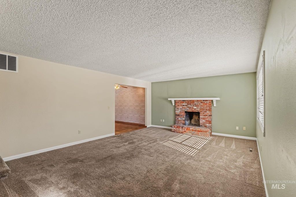 1039 Hemlock Dr, Lewiston, ID 83501 photo 5