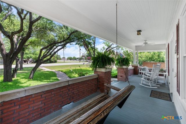 810 E University Avenue, Georgetown, TX 78626