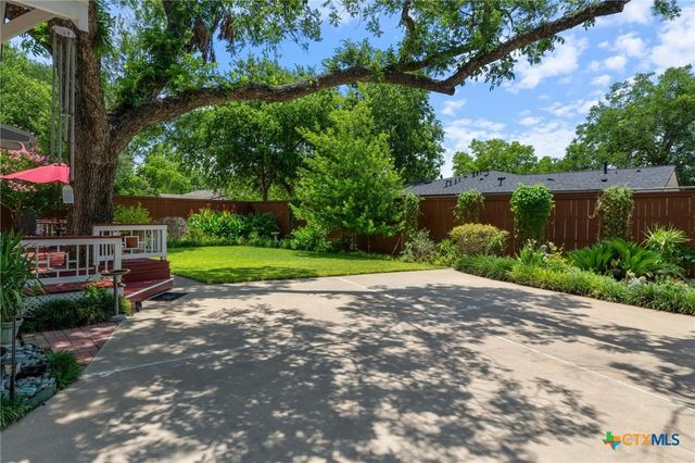 810 E University Avenue, Georgetown, TX 78626
