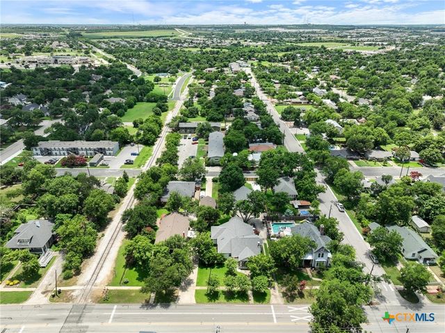 810 E University Avenue, Georgetown, TX 78626