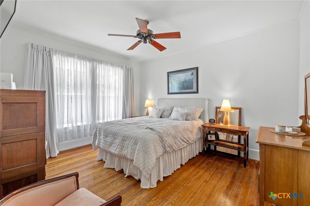 810 E University Avenue, Georgetown, TX 78626