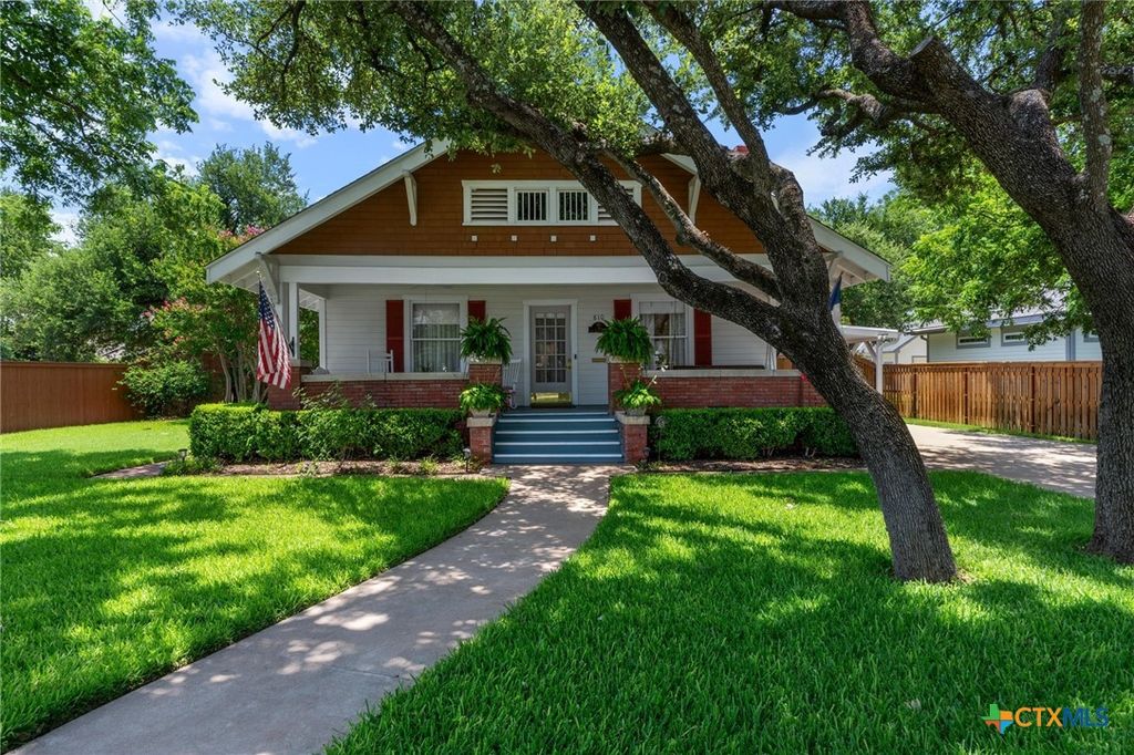 810 E University Avenue, Georgetown, TX 78626