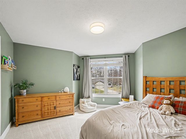 1041 Bear Lake Road, Muskegon, MI 49445