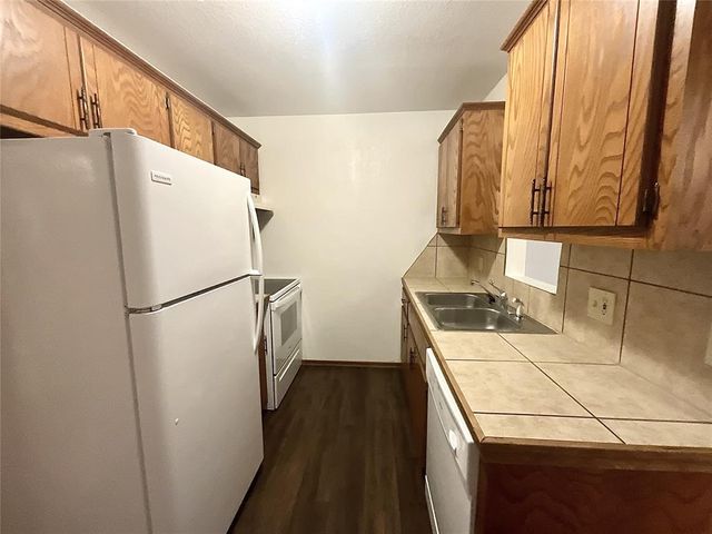 1901 E Lindsey Street 20B, Norman, OK 73071