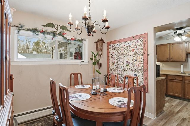 37 Greenwood Ter 37, Chicopee, MA 01022
