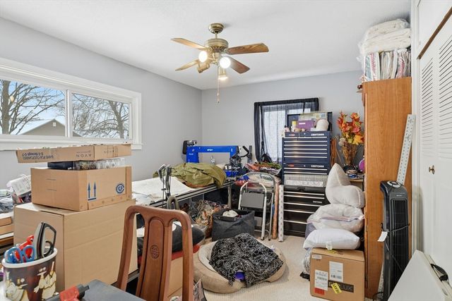 37 Greenwood Ter 37, Chicopee, MA 01022