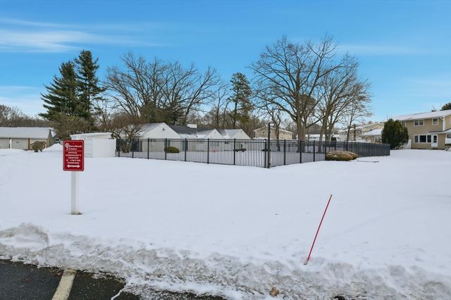 37 Greenwood Ter 37, Chicopee, MA 01022