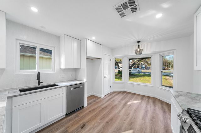 3507 Lovage DR, Austin, TX 78727