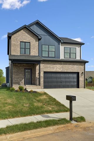 1800 Arrowhead Ct, Clarksville, TN 37042