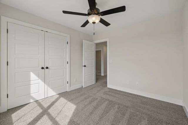 1800 Arrowhead Ct, Clarksville, TN 37042