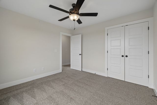 1800 Arrowhead Ct, Clarksville, TN 37042