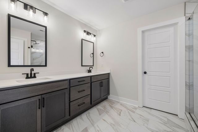 1800 Arrowhead Ct, Clarksville, TN 37042