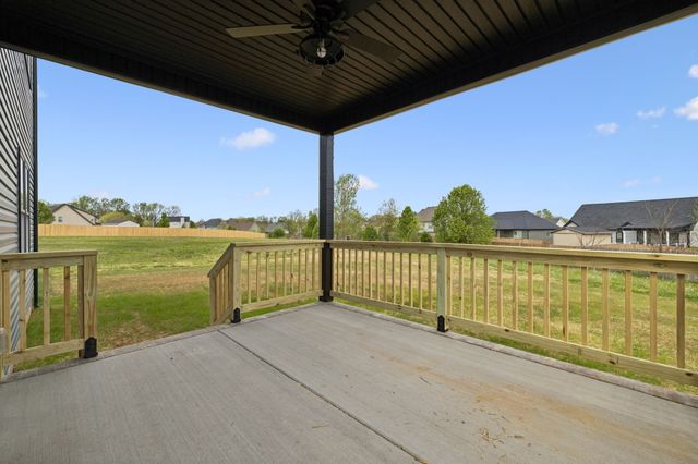 1800 Arrowhead Ct, Clarksville, TN 37042