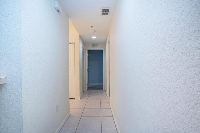 7043 STRAND CIRCLE 102, Bradenton, FL 34203