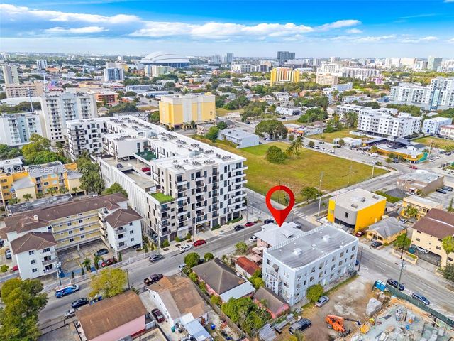 676 SW 1st St, Miami, FL 33130