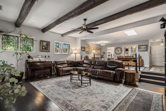 9651 Village Green Drive NE, Albuquerque, NM 87111
