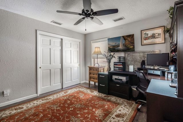 9651 Village Green Drive NE, Albuquerque, NM 87111