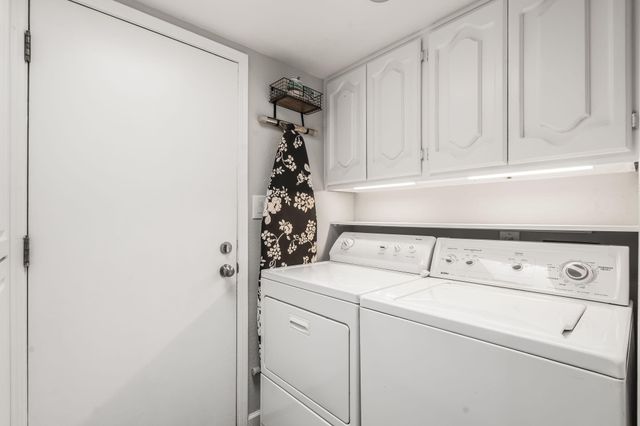 9651 Village Green Drive NE, Albuquerque, NM 87111