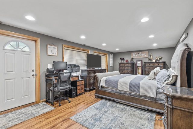 11310 Haleco LANE, Hales Corners, WI 53130