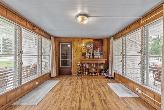 11310 Haleco LANE, Hales Corners, WI 53130