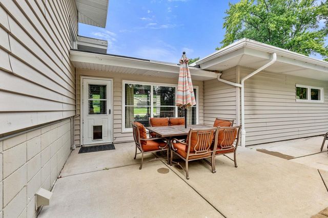 11310 Haleco LANE, Hales Corners, WI 53130