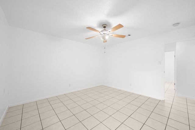 5434 Sugar Creek Drive, La Porte, TX 77571