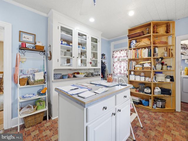 134 SNIDER AVE, Waynesboro, PA 17268
