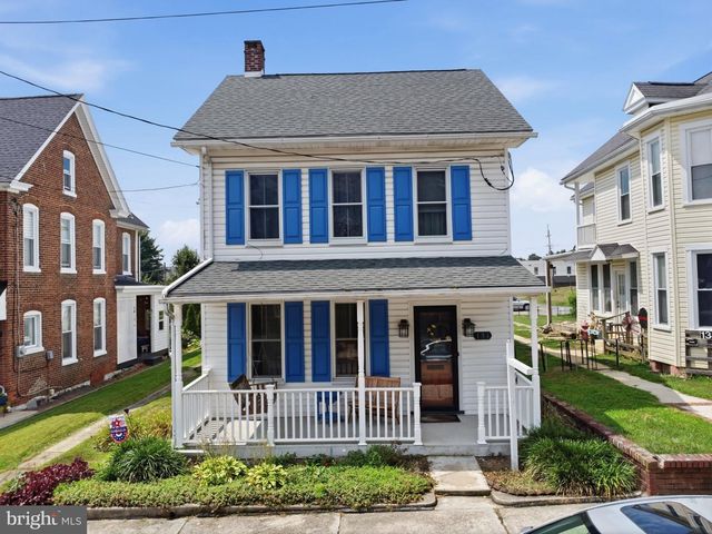 134 SNIDER AVE, Waynesboro, PA 17268