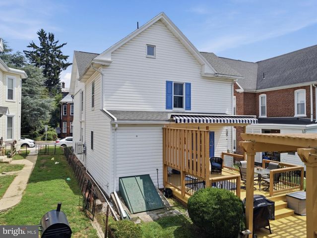 134 SNIDER AVE, Waynesboro, PA 17268