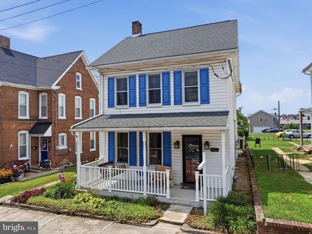 134 SNIDER AVE, Waynesboro, PA 17268