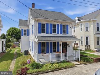 134 SNIDER AVE, Waynesboro, PA 17268
