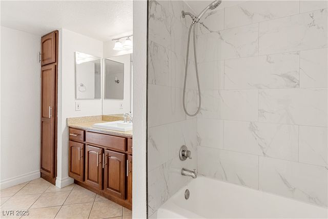 8101 West Flamingo Road 1047, Las Vegas, NV 89147