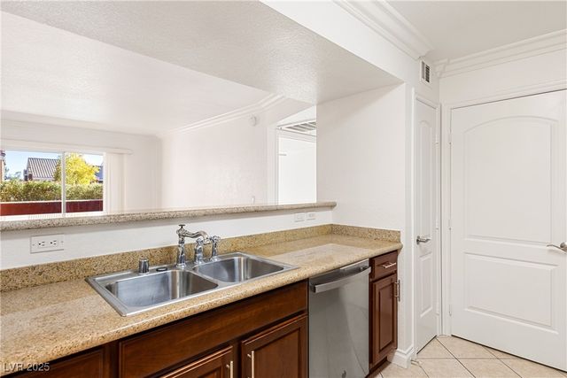 8101 West Flamingo Road 1047, Las Vegas, NV 89147