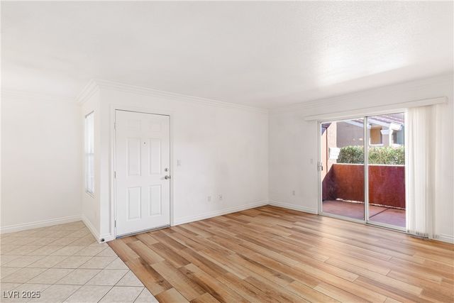 8101 West Flamingo Road 1047, Las Vegas, NV 89147