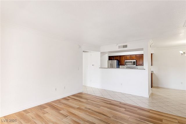 8101 West Flamingo Road 1047, Las Vegas, NV 89147