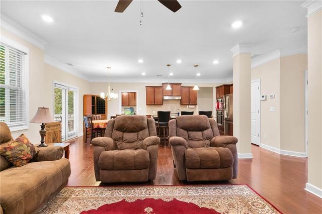 526 Rokeby Drive, Woodstock, GA 30188